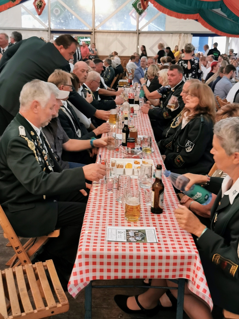 2022 08 10 Schuetzenfest Idafehn 2022 Zelt 2